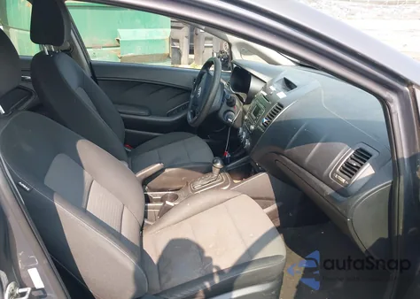 2014 Kia Forte Lx z USA, uszkodzony, nr VIN KNAFX4A60E5140444